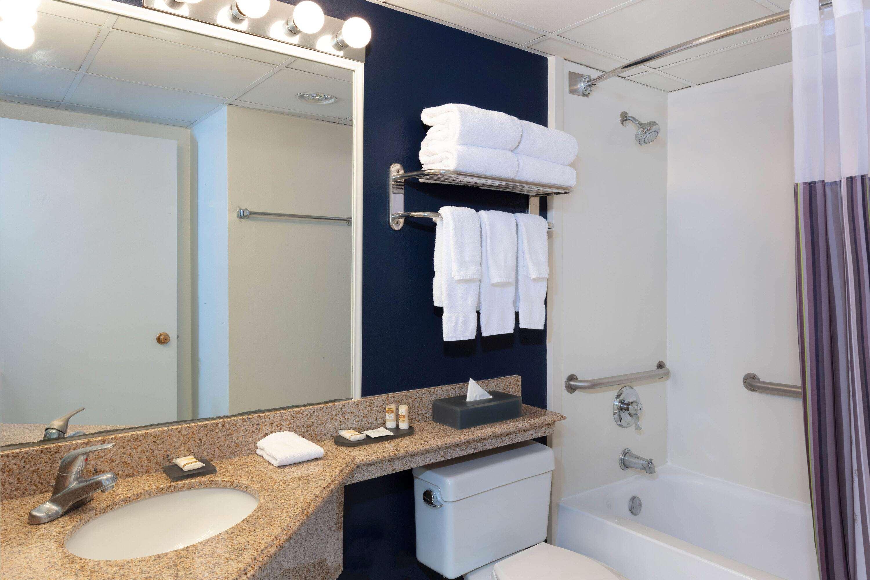 La Quinta By Wyndham Secaucus Meadowlands Hotel Ngoại thất bức ảnh