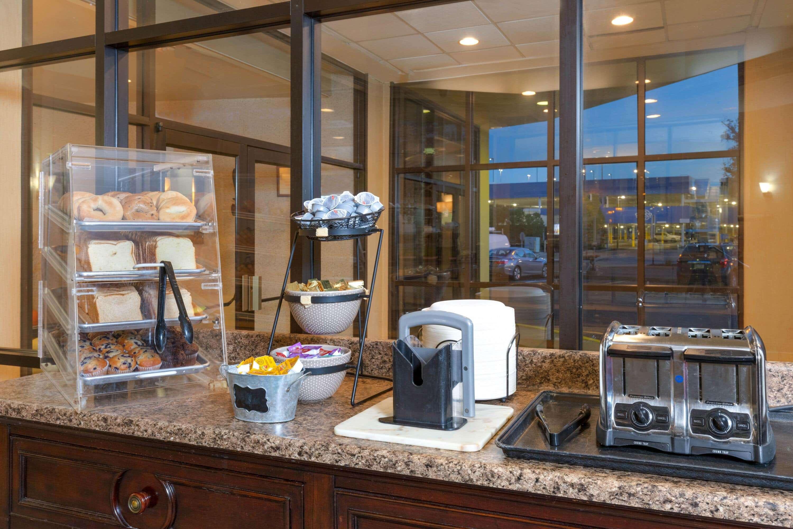 La Quinta By Wyndham Secaucus Meadowlands Hotel Ngoại thất bức ảnh