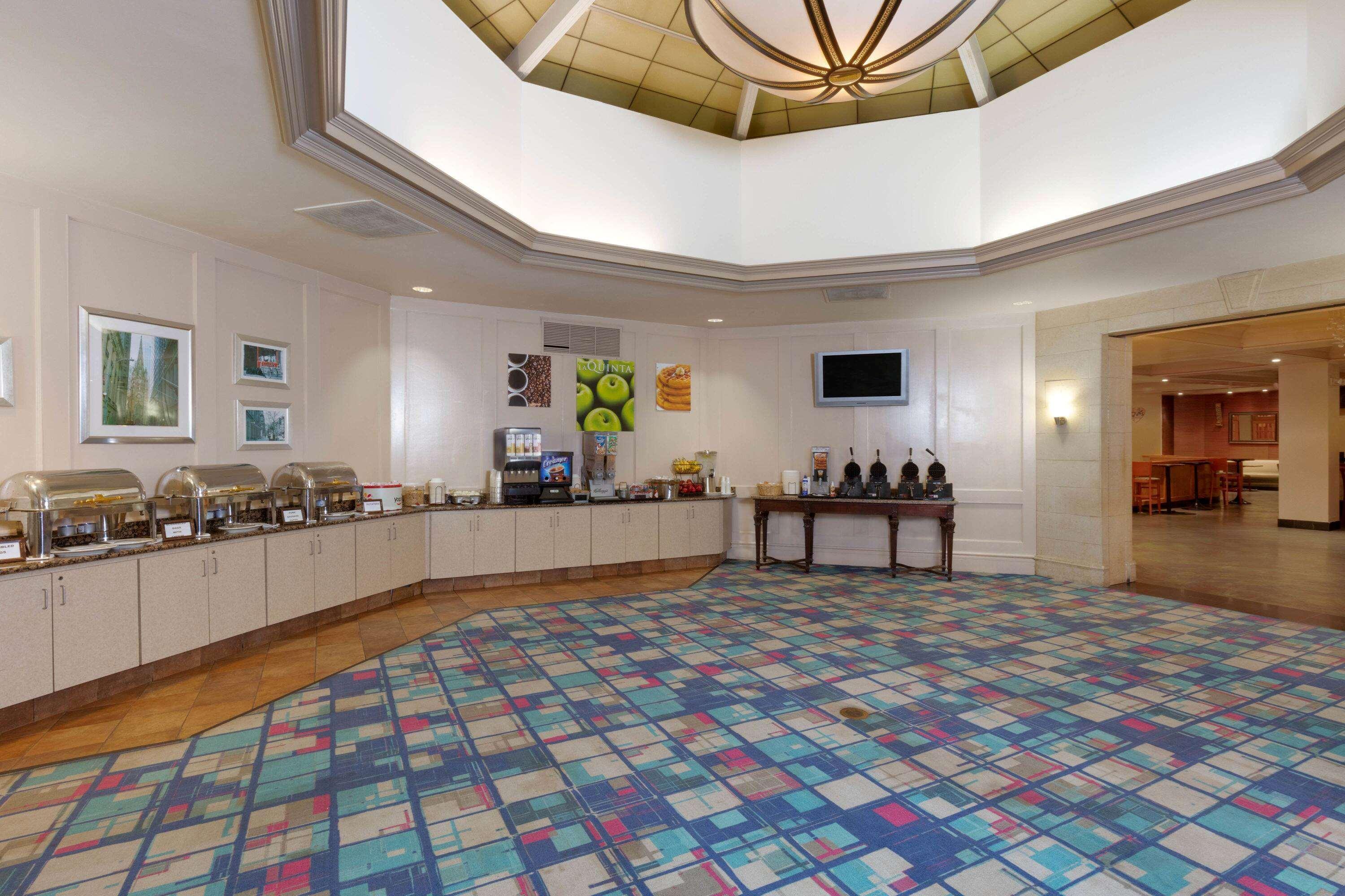 La Quinta By Wyndham Secaucus Meadowlands Hotel Ngoại thất bức ảnh