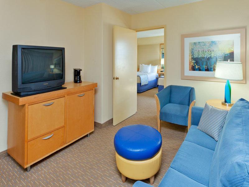 La Quinta By Wyndham Secaucus Meadowlands Hotel Phòng bức ảnh
