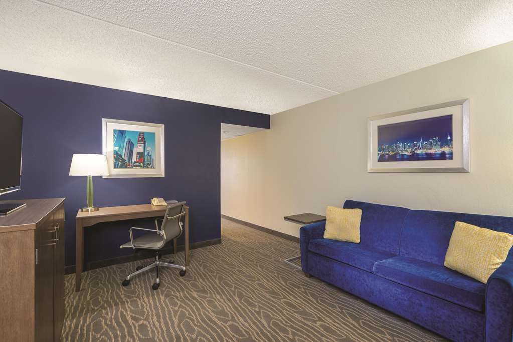 La Quinta By Wyndham Secaucus Meadowlands Hotel Phòng bức ảnh